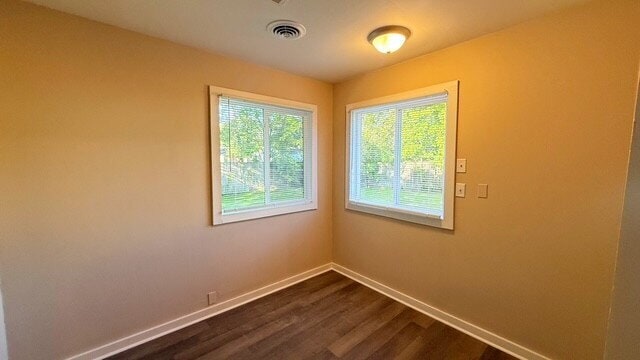 Building Photo - EAST SIDE 4 BEDROOM/1.5 BATH RANCH HOME FULLY RENOVATED AND AVAILABLE IMMEDIATELY
