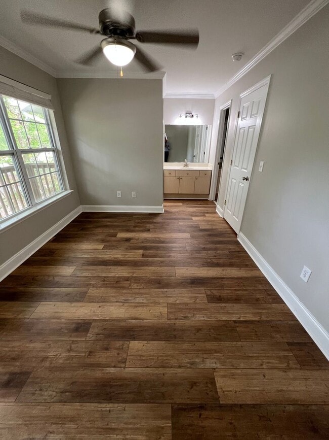 Building Photo - 2 bed / 2 bath townhome in Pelican Cove