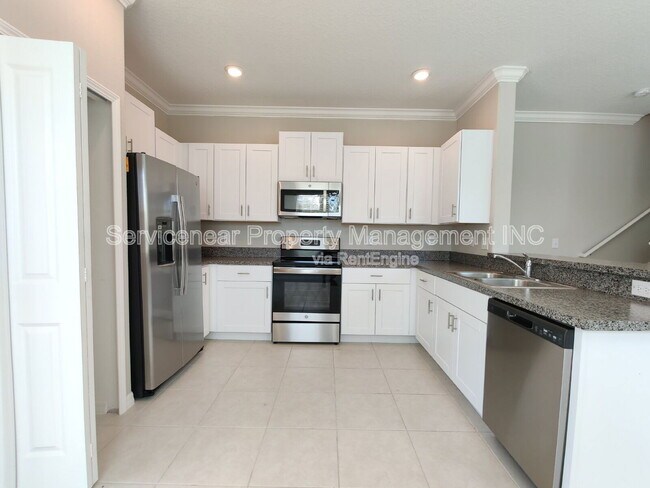 Building Photo - 23251 Willow Glen Way