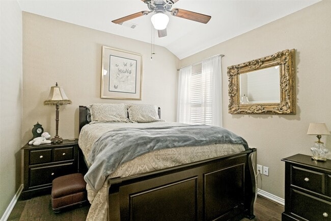 Building Photo - 5212 Spicewood Dr