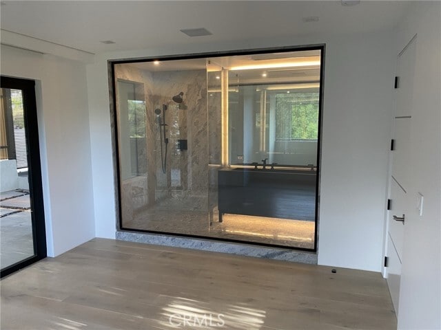 Building Photo - 5710 Hill Oak Dr