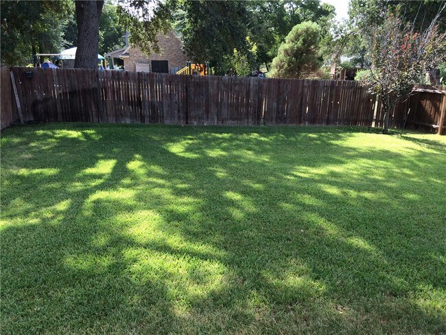 Building Photo - 11420 Midbury Ct