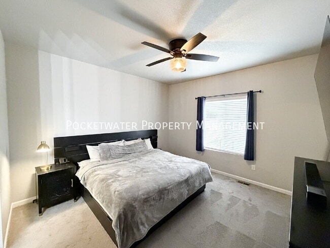 Building Photo - 1115 Sherman Dr