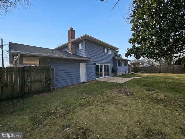 Building Photo - 4904 Shopton Dr
