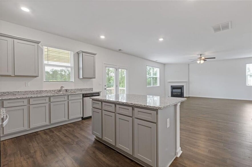 Building Photo - 294 Ralph Still Rd