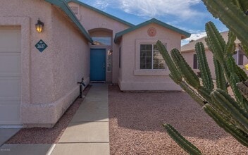 Building Photo - 3Bdrm / 2Ba  Bright & Clean near Thorneydale/Hardy