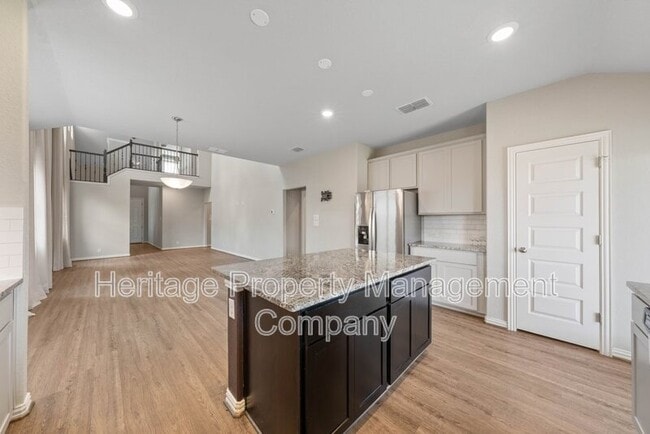 Building Photo - 2080 Cowan Dr