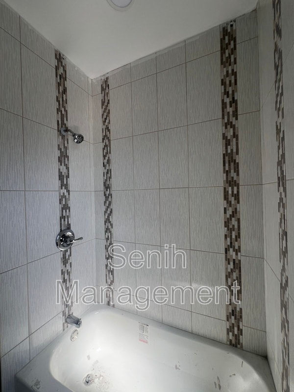 Building Photo - 2972 Field St