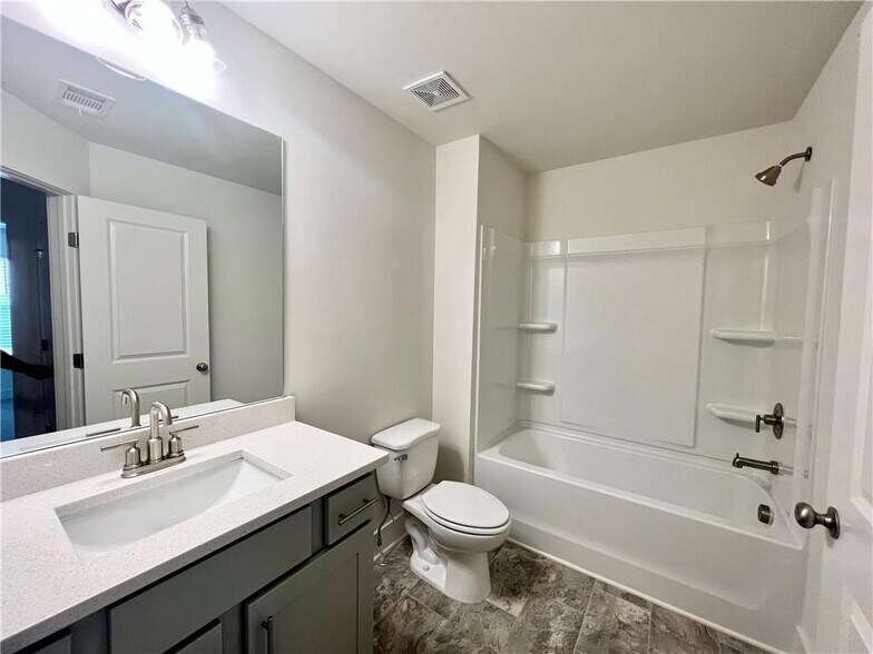 Building Photo - 116 Auburn Gate Ln