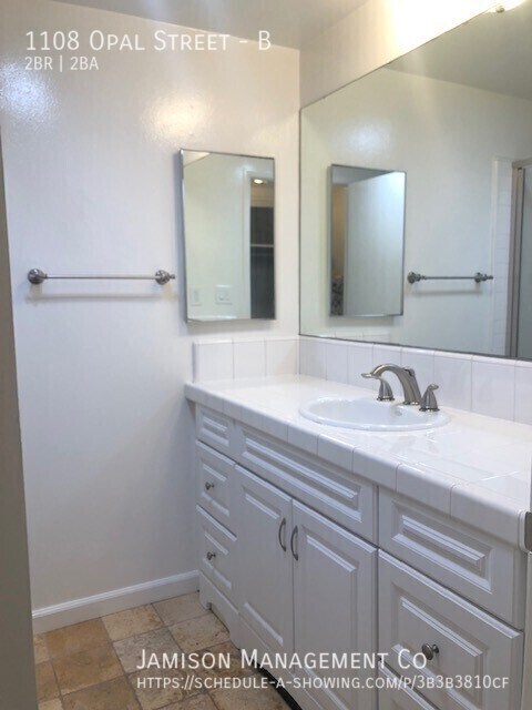Building Photo - 1108 Opal St