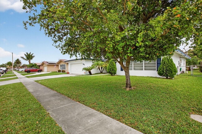 Building Photo - 6661 NW 23rd St