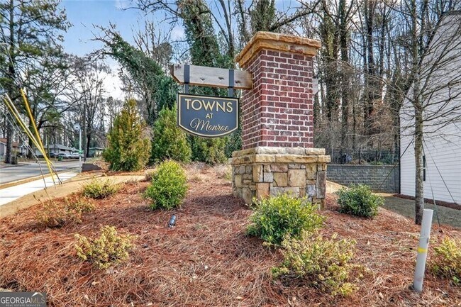 Building Photo - 170 Piedmont Ave SE