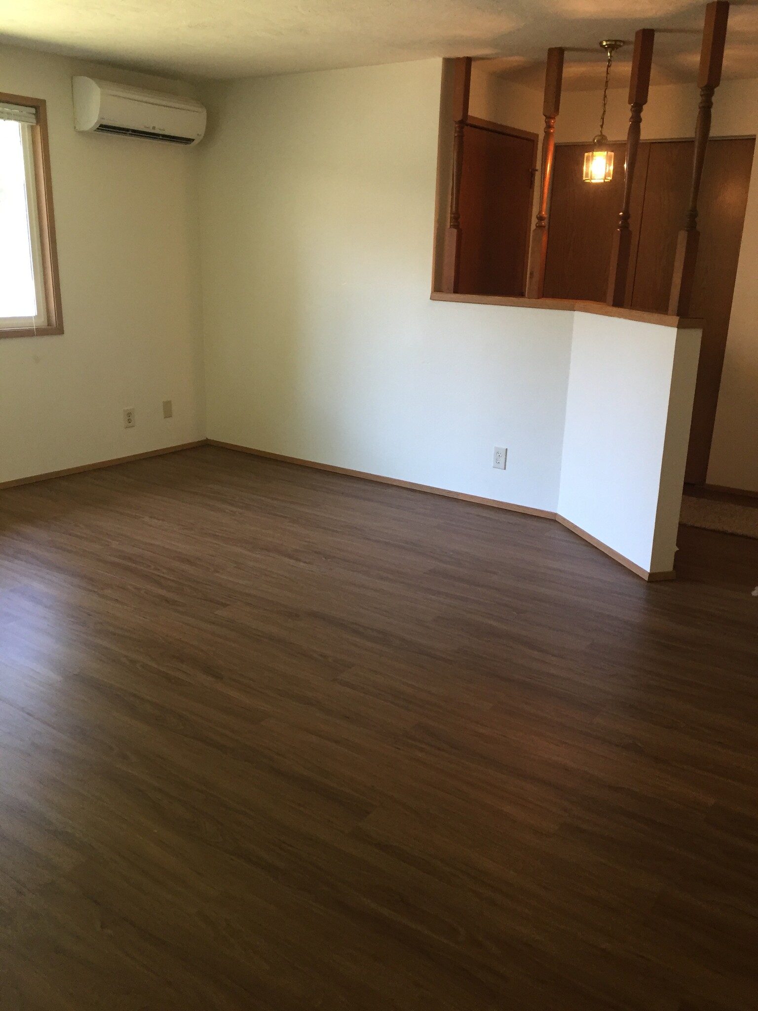 Building Photo - 4099 Scenic Dr