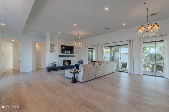 Building Photo - 10532 N 79th St