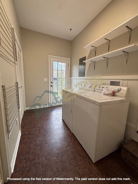 Building Photo - 201 Camellia Way