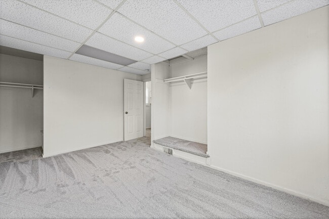 Building Photo - 31546 Alpena Ct