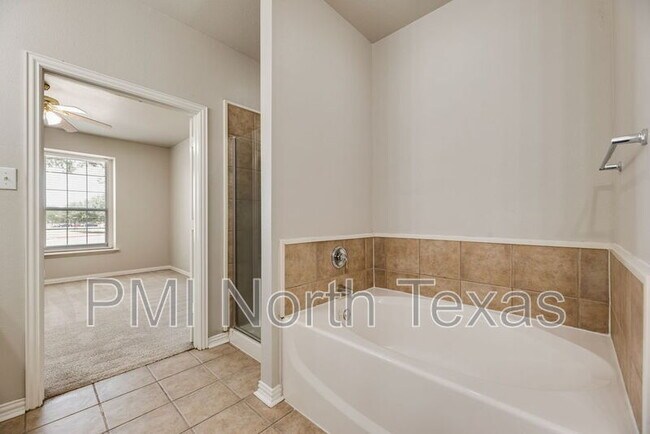Building Photo - 11632 Lenox Ln