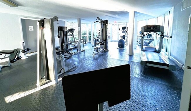 Building Photo - 3315 58th Ave S