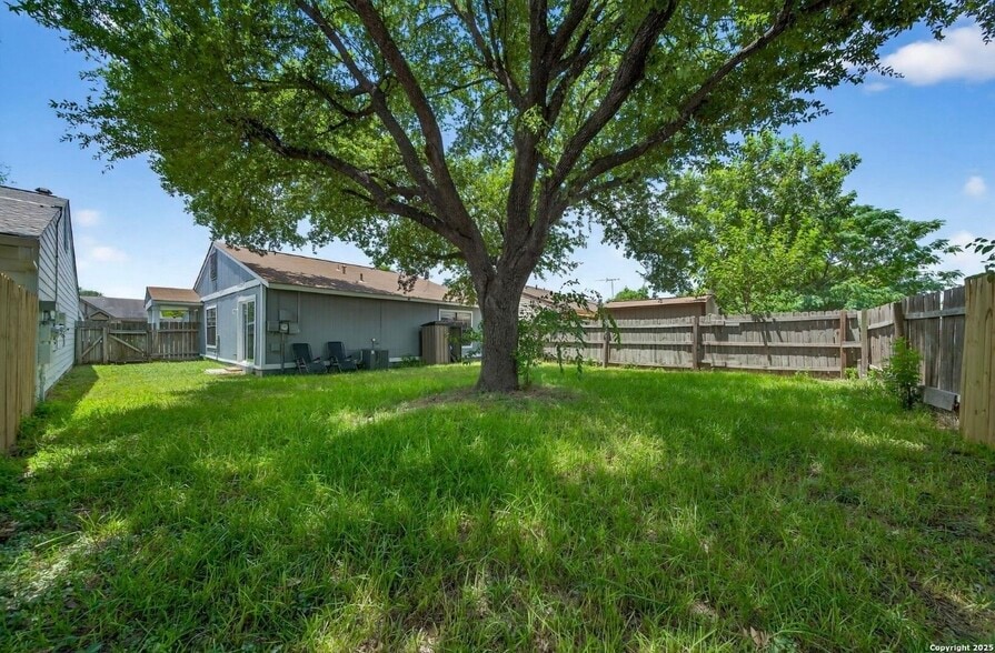 Building Photo - 4883 Aspen Wood Dr,