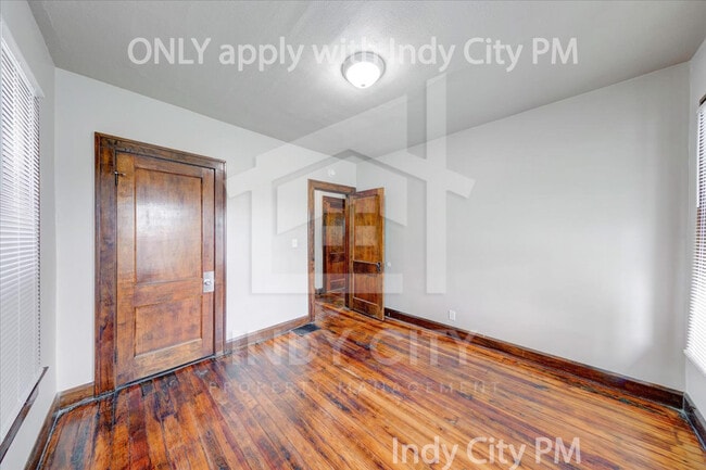 Building Photo - 953 N Linwood Ave