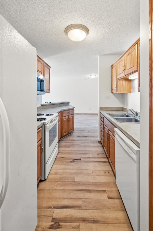 Building Photo - 8427 Yukon Cir N