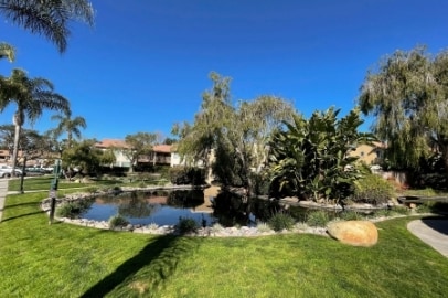 Building Photo - 930 Via Mil Cumbres