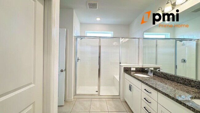 Building Photo - Spacious 3 Bedroom Home in Clermont, FL
