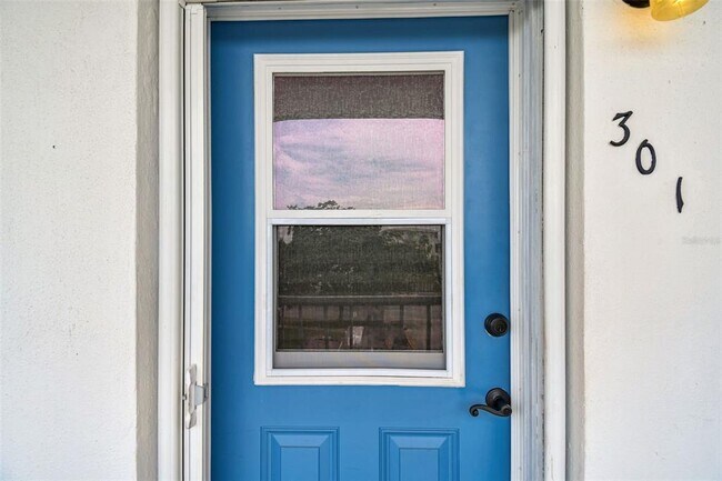 Building Photo - 8080 112th St N