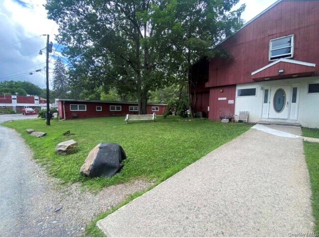 Building Photo - 200 Fosler Rd