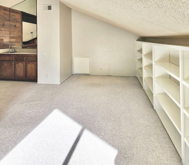 Building Photo - 26576 Dolorosa