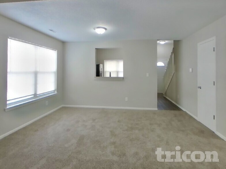 Building Photo - 484 Brookstone Dr