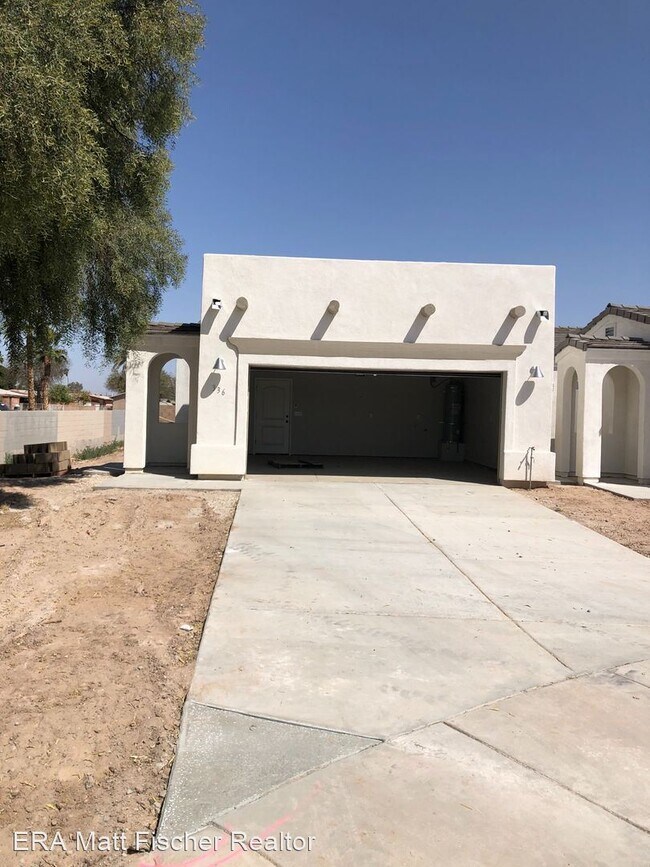 Primary Photo - 3 br, 2 bath House - 336 E Orchid St