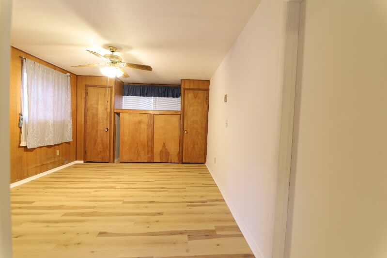 Building Photo - 4912 Powell Rd