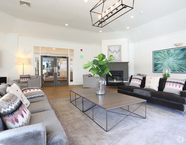 Interior Photo - The Austin Apartment Homes