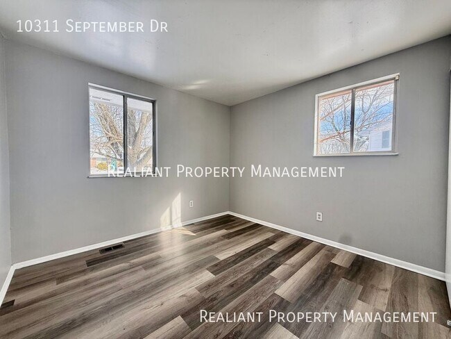 Building Photo - 10311 September Dr