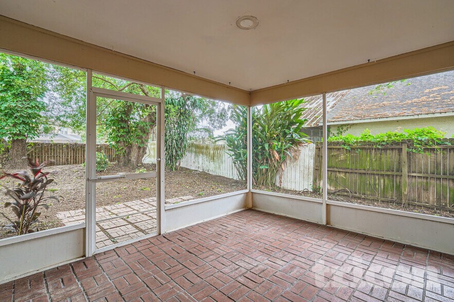 Building Photo - 5813 Erhardt Dr