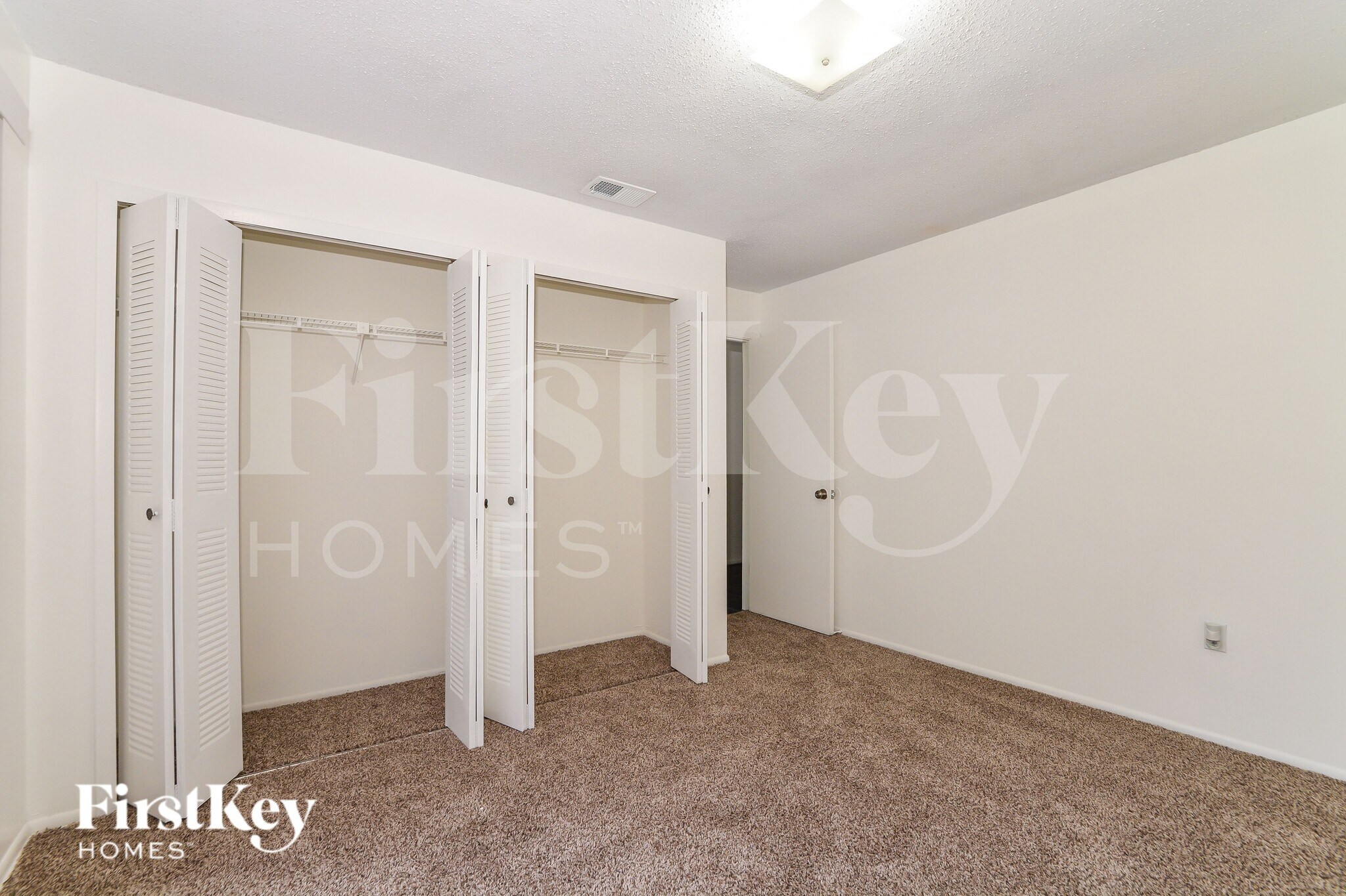 Building Photo - 3228 Curry Woods Cir