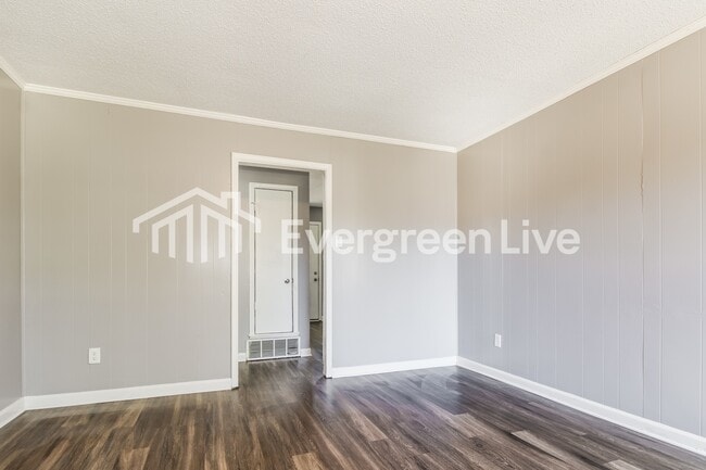 Building Photo - 5320 Plover Dr