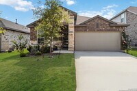 Building Photo - "Charming 3-Bedroom Home with 2 Full Baths and 1902 Sq Ft of Comfort in San Antonio!"