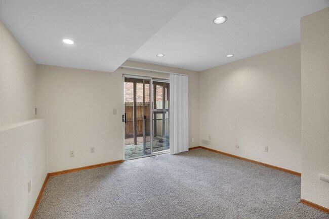 Building Photo - $2,300.00, stunning 2-bedroom, 2-bathroom ...