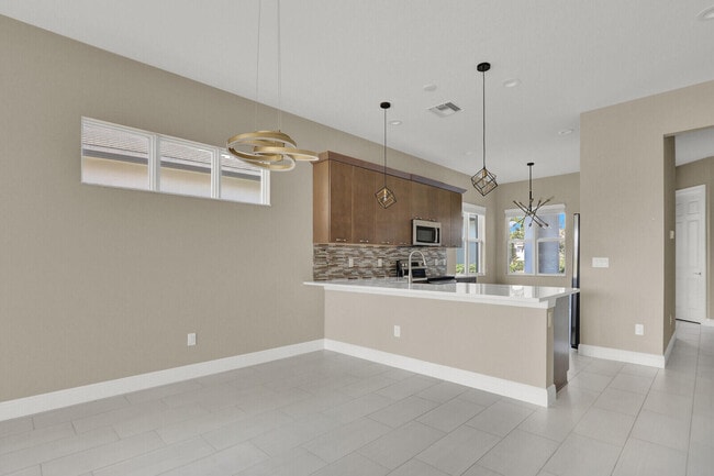 Building Photo - 9273 SW Pepoli Way