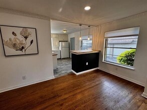 Building Photo - 6227 St Moritz Ave