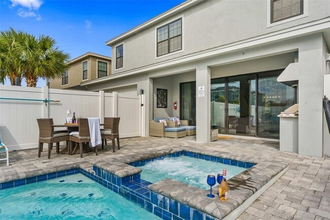 Building Photo - 7464 Gathering Dr