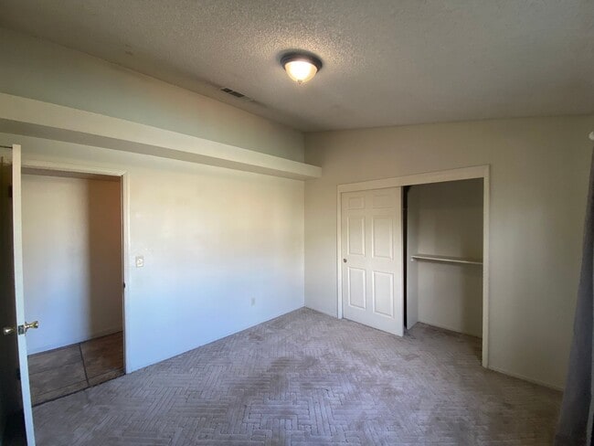 Building Photo - Get ready for Summer in this 3 BD 2 BA SW home with a Pool on a corner lot