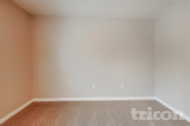 Building Photo - 4103 Laurel Creek Dr