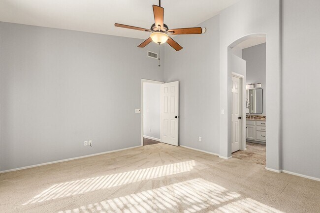 Building Photo - Beautiful Chandler Rental