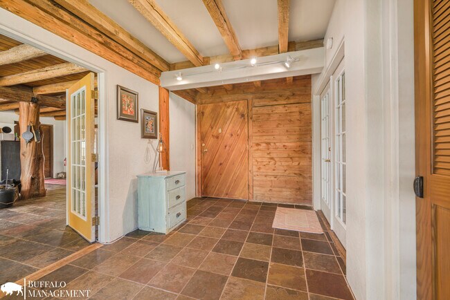 Building Photo - 575 Targhee Towne Rd