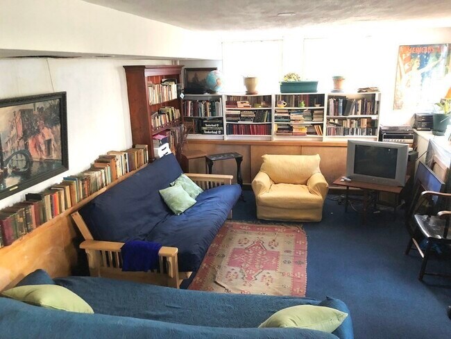 Building Photo - 6 Wyman Rd