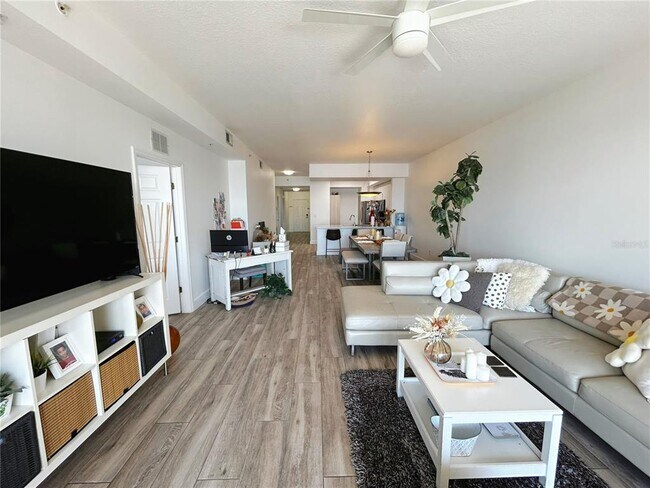 Building Photo - 6336 Buford St