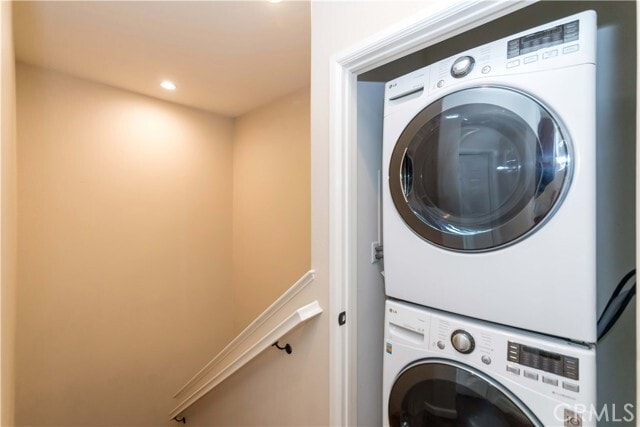 Building Photo - 70 Stockton Dr